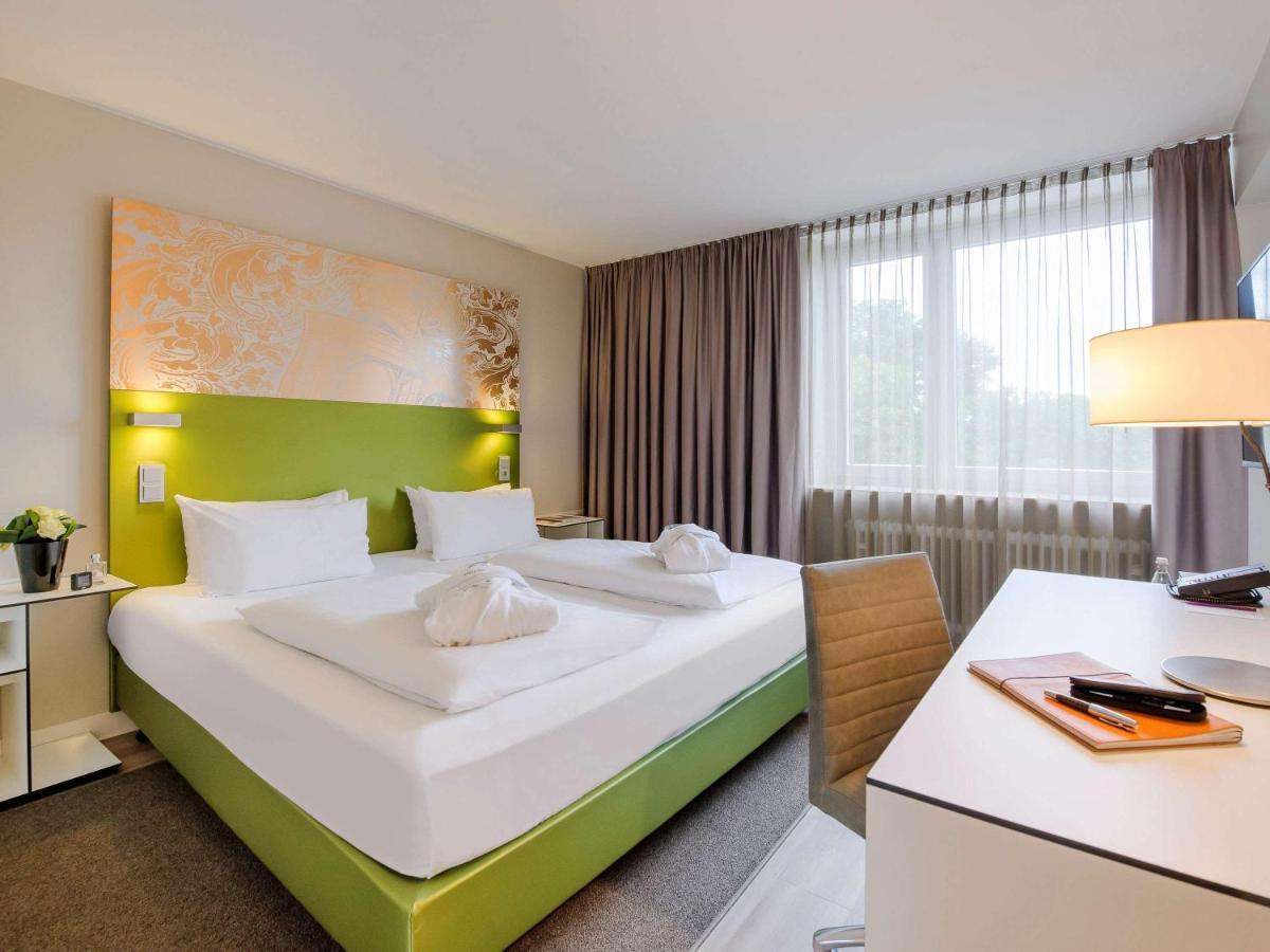 Congress Hotel Mercure Nuernberg An Der Messe Bagian luar foto